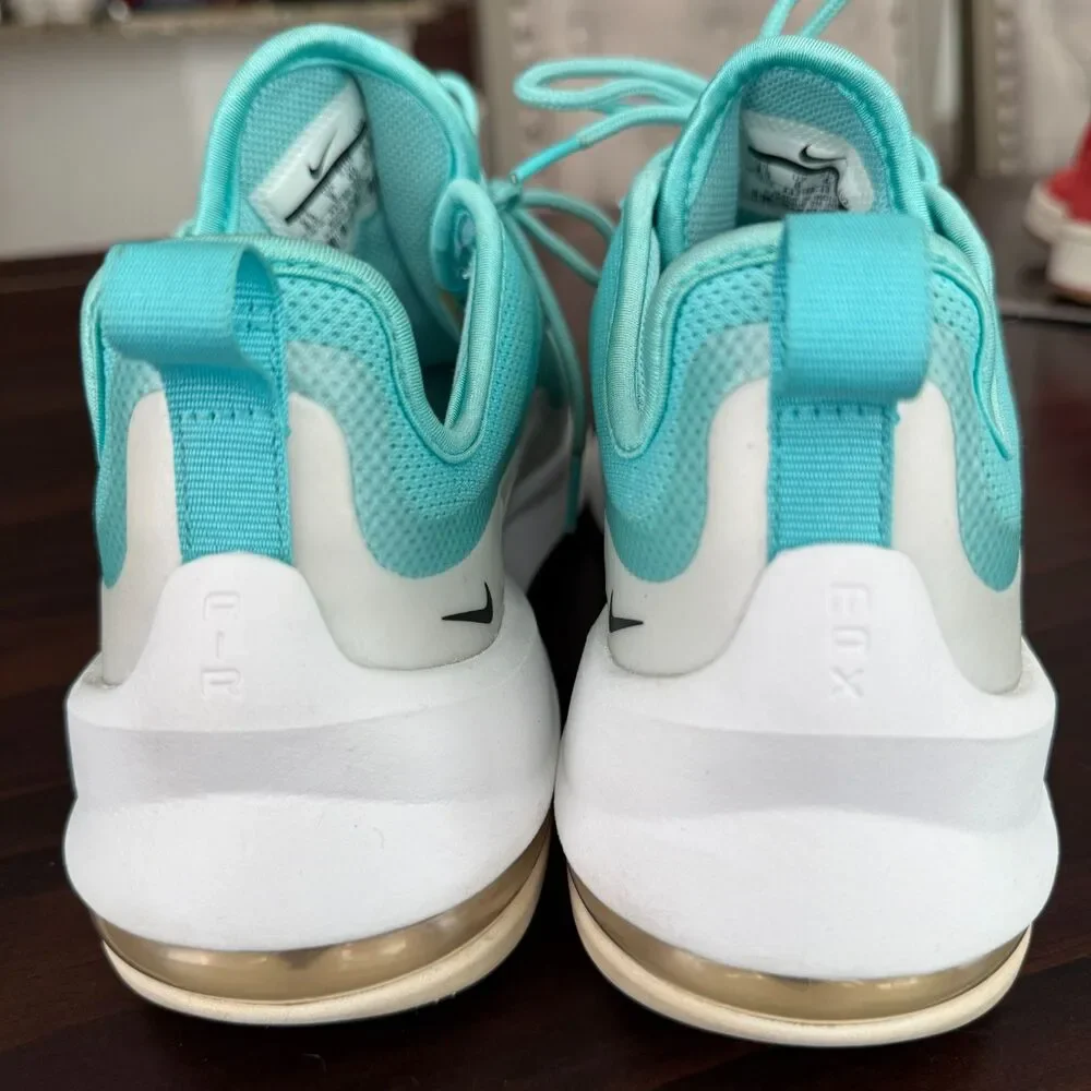 Size 8.5 - Nike Air Max Axis Light Aqua Black Platinum Women's AA2168-401